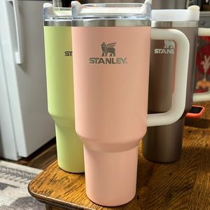 TARGET EXCLUSIVE 40 OZ FUSION CORAL STANLEY TUMBLER
